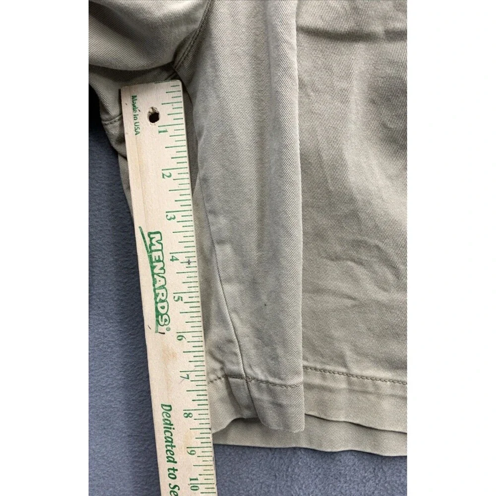 Old Navy Khaki Bermuda Shorts Mens Size 36 Regular Pleated Outdoor